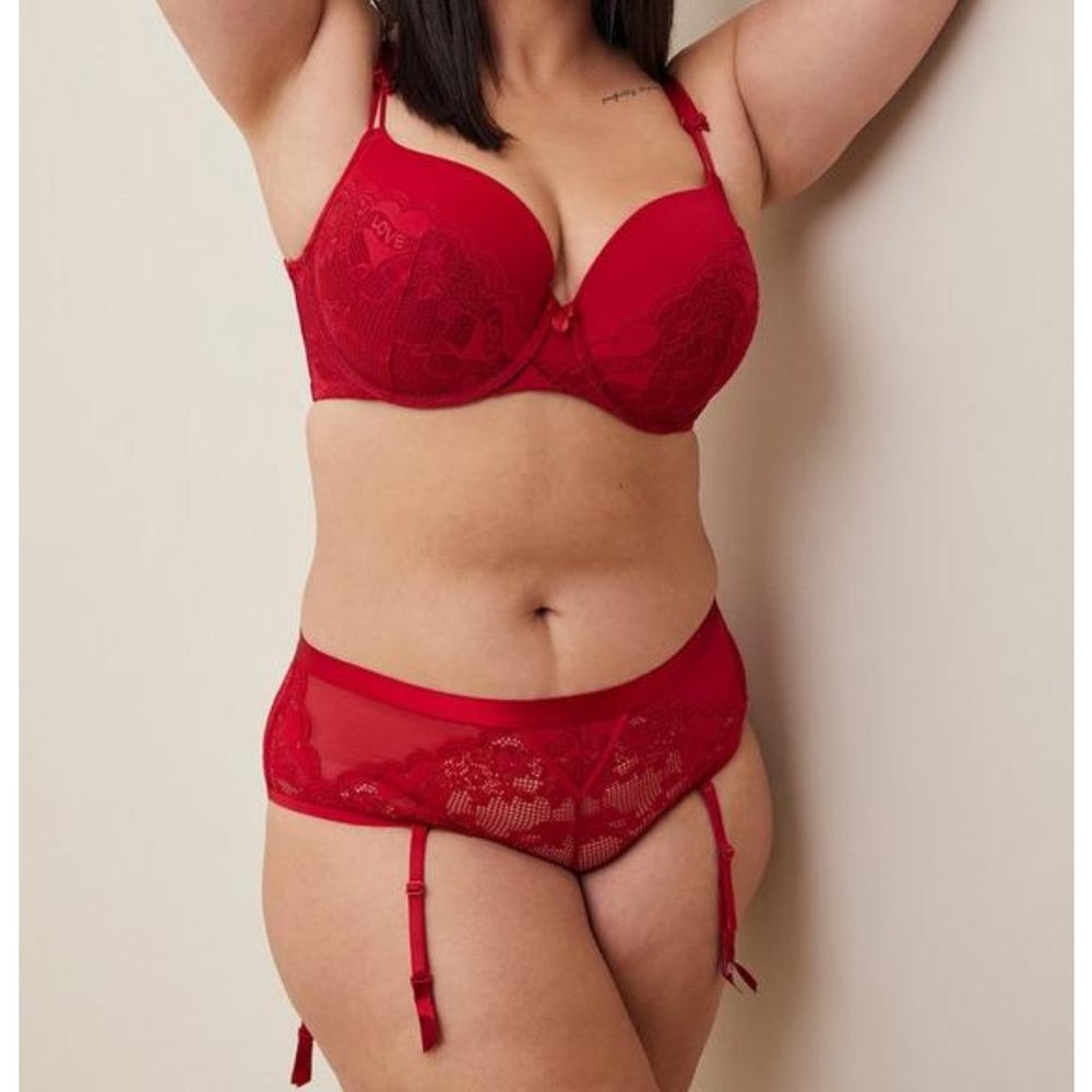 Tshirt Push-Up Tattoo Lace Back Soothing Bra 48c